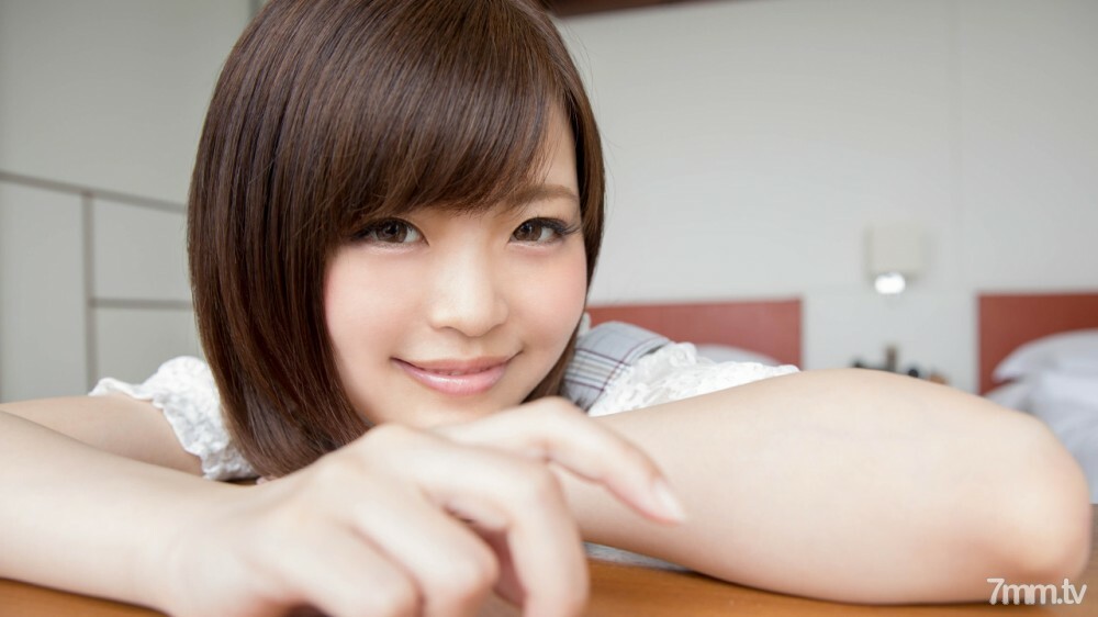 651-NATSUKI-01MoeKyunHNatsuki一个剃光的年轻女孩
