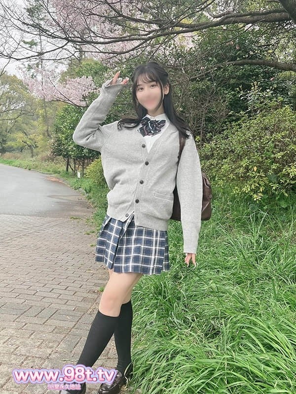 FC2PPV-4669180-茶道部えみちゃん・18歳 隠れ巨乳な色白スレンダー美人 春の陽気でムラム FC2PPV-4669180-茶道部えみちゃん・18歳 隠れ巨乳な色白スレンダー美人 春の陽気でムラム