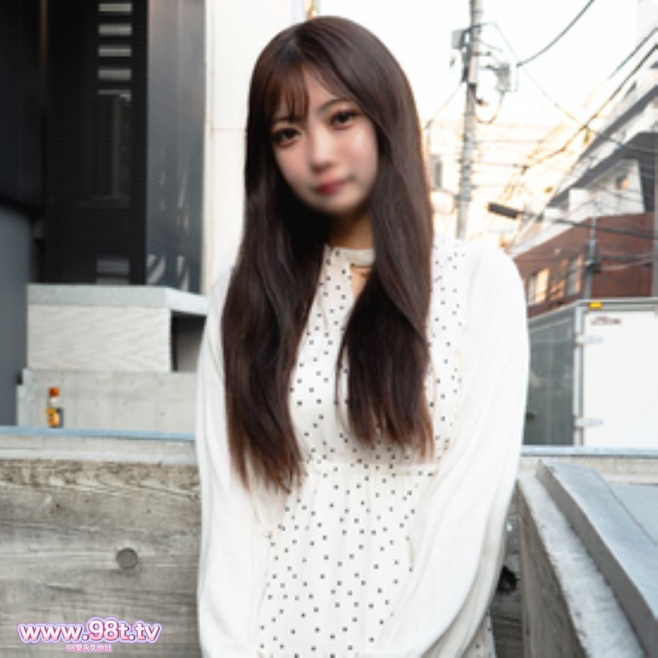FC2PPV-4686046-【SSS級】【初撮】神スタイル抜群な美裸体。本性を暴露した18歳封面图