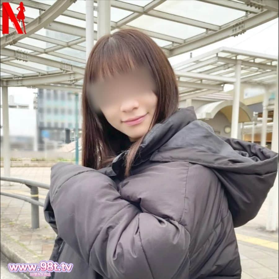 FC2PPV-4685786-【M〇号出演！！A〇女優】スタイル抜群・玉舐めフェラ・大量中出し・激カワ喘ぎ声封面图
